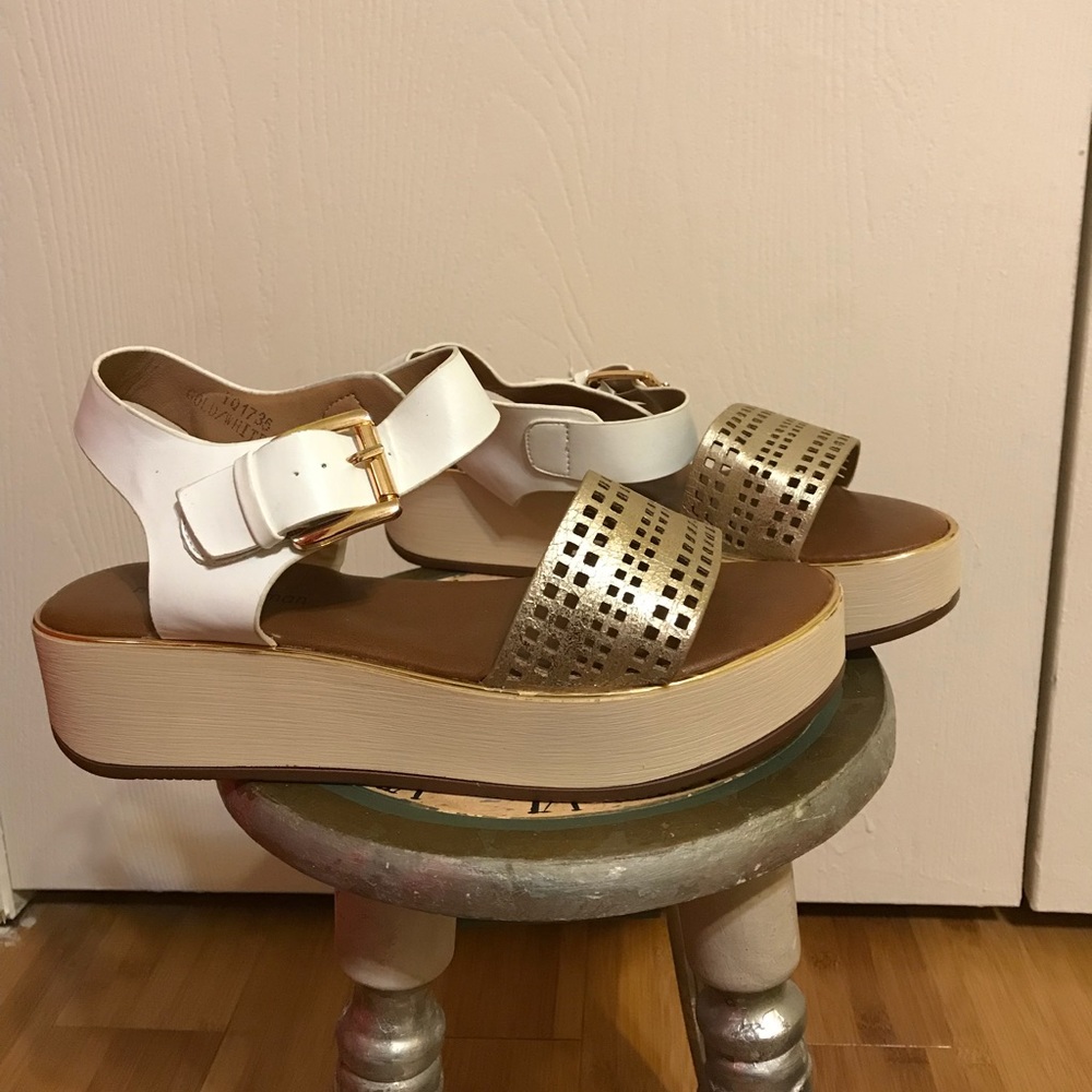 Cutie Golden White Platforms